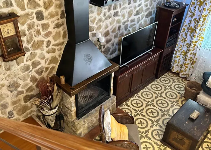 Victoria & Olivar Villa *