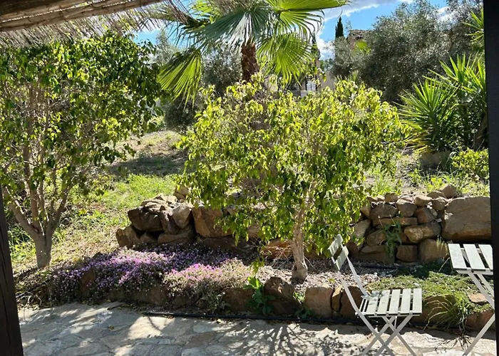 Villa Victoria & Olivar